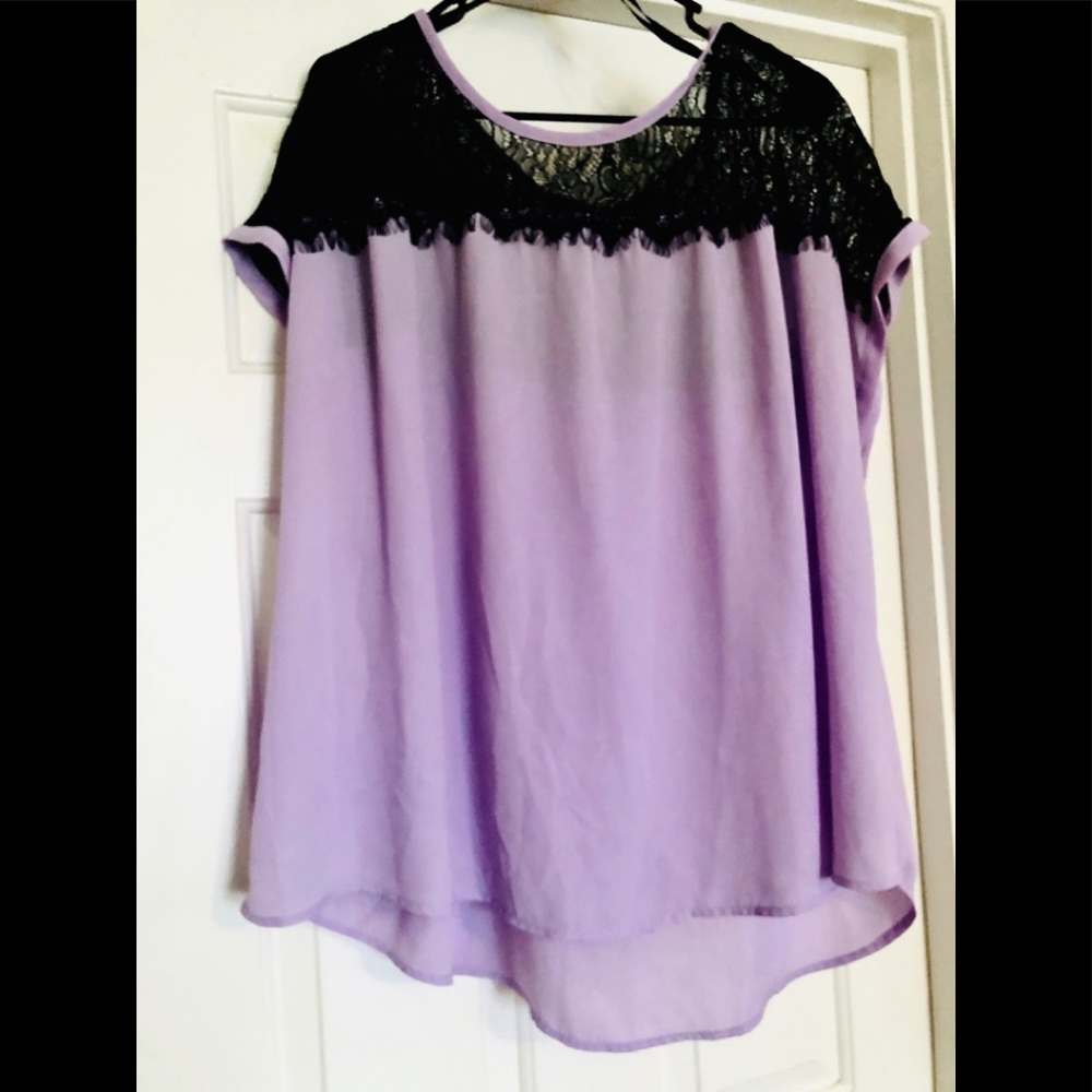 🌸 Torrid Eyelash Lace Lavender top Sz.3xl 🌸 - Picture 1 of 4
